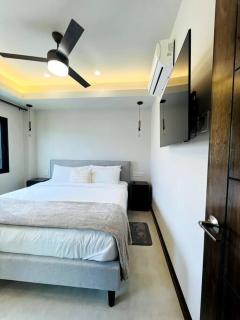 Walk the Heart of San Pedro VIVA 301 Modern 2BR - 5