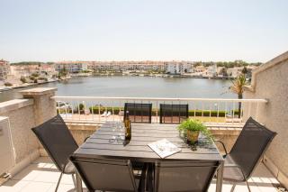 1005 Apartamento con vistas al Lago San Maurici by homeselectspain - Empuriabrava - 0