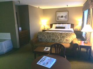 Heartland Inn & Suites, SureStay Collection by Best Western - Park Rapids - 9