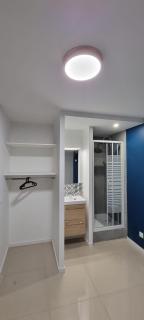 Chambres avec douche privative dans appartement partagé - Metro - Wifi - 4