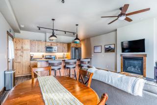 Nucleus 303 - Columbia Falls - 4