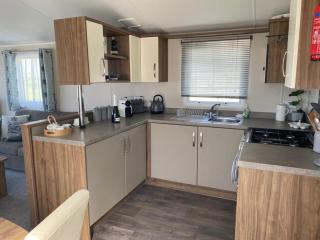CP1 Caravan, Howelston Holiday Park - Haverfordwest - 3