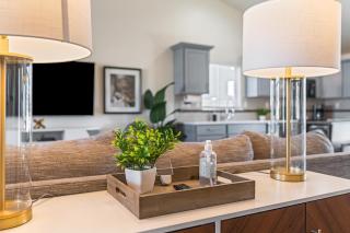 Modern Comfort Caldwell 3b2b Home Sleeps 8! - Caldwell - 3