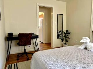 NEW 3 BRD Modern Urban Gateway - Arlington - 6