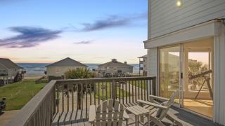 NEW ~Cozy Chic Beachside Bungalow~ STEPS TO BEACH - Galveston - 3