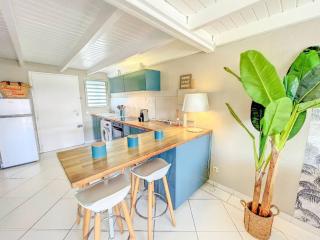 The Beach central 50m from Orient Bay Beach - 3