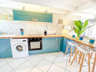 The Beach central 50m from Orient Bay Beach - 2