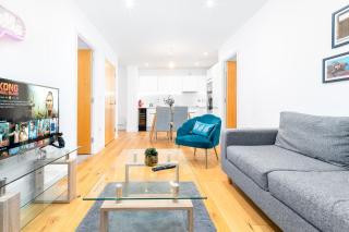 Aqua-Themed 2 Bedroom Cosy Apartment - City Centre - Birmingham - 9