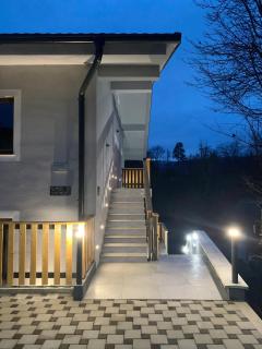 NUMBER 10 Apartments - 4