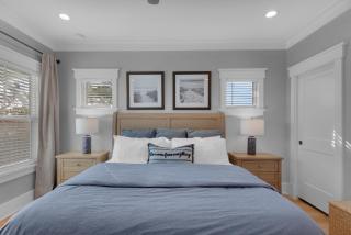 Golf Cart, 3 King Beds, Covered Rooftop Area, Half Mile to Beach! - 7