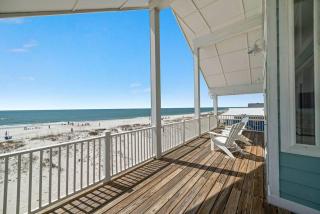Oceanfront/Zero Steps to Beach/Views/4BR - Gulf Shores - 1