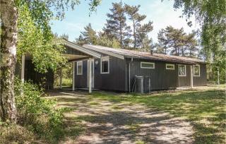 Beautiful Home In Aakirkeby With 3 Bedrooms - 5