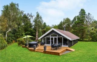 Nice Home In Hadsund With 2 Bedrooms - Hadsund - 0