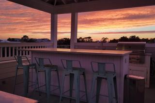 Golf Cart, 3 King Beds, Covered Rooftop Area, Half Mile to Beach! - Santa Rosa Beach - 0