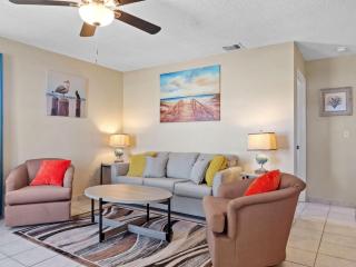 Island-Life! A - Fort Pierce - 4