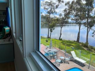 Anchorage Waterfront Retreat - Castle Forbes Bay - 4