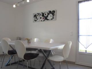 Charmante maison 6 couchages, jardin privé, proche plage, Wi-Fi, 2 étoiles, ménage inclus - FR-1-246A-155 - 7