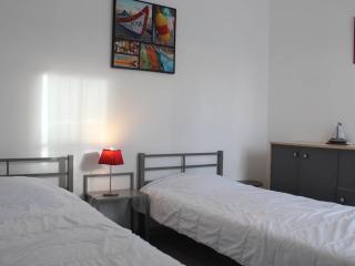 Charmante maison 6 couchages, jardin privé, proche plage, Wi-Fi, 2 étoiles, ménage inclus - FR-1-246A-155 - Saint-Georges-d'Oléron - 1