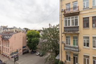 Design Apartment on Mykhailivskyi Ln. 4 - Kiev - 2