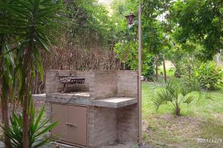Monoambiente con jardín a una cuadra de la playa - 6