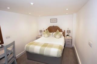 The Plough Inn - 8