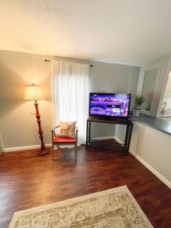 Centrally located 3 bedroom - West Monroe - 6
