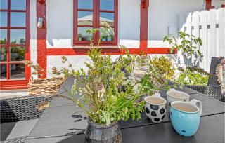 Beautiful Apartment In Nexo With 2 Bedrooms - Neksø - 3