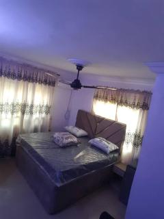 3JD Lavishly Furnished 3-Bed Apartment - 4