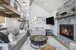 Luxury on Ridge - 8
