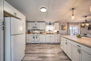 Pet-Friendly Home about 3 Mi to Downtown Pueblo! - 2