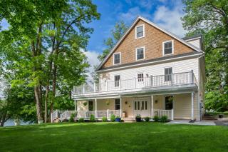 Lakehouse Inn - Lee - 8