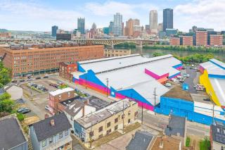 Trendy & Hip South Side Studio Walk to Downtown - 3