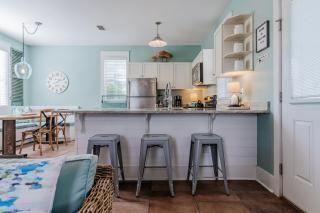 Salty Paws Bungalow - Santa Rosa Beach - 1