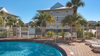 Beachside Villas 132 - 8