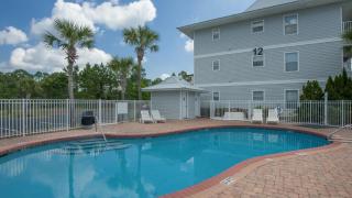 Beachside Villas 132 - 2