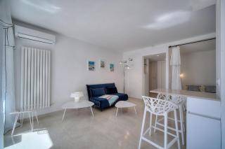 REF 1745 - Cannes Center - Studio for rent - 4