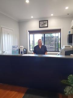 Golden Reef Motor Inn - 5