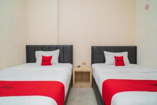 RedDoorz near Flyover Arjosari Malang - Malang - 7