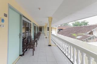 RedDoorz at CBR Residence Blimbing - 7