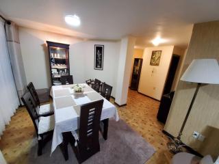 Excelente, cómodo departamento con perfecta ubicación - 4