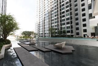 泰国芭提雅顶层无边游泳池公寓thebase健身房 - 8