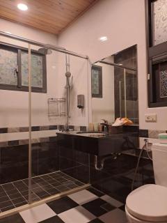 南海凱歌民宿獨棟庭園別墅 1烤肉打牌歡唱 2寵物友善 3聰明包棟-依人數提供相對應床位及房間數4近市區東大夜市 - 2