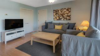 Beachwood Villas 7F - 1