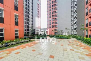 RedLiving Apartemen Transpark Juanda - Icha Rooms Tower Jade with Netflix - Bekasi - 5