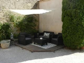 Le Maset des Aires avec vue sur le Luberon et son jacuzzi extérieur disponible de juin à mi-septembre - Maubec - 6