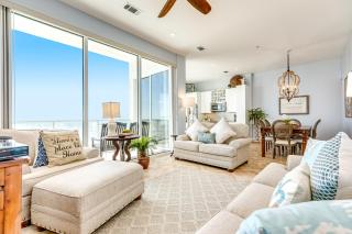 Diamond Beach Resort Seawall Stunner - Galveston - 9
