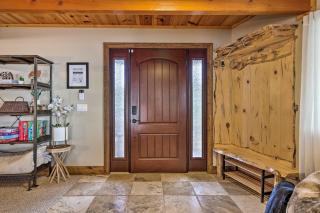 Hot Tub and Scenic Views Luxury Twain Harte Cabin! - Twain Harte - 7