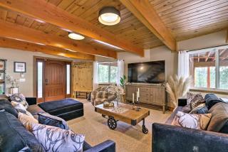Hot Tub and Scenic Views Luxury Twain Harte Cabin! - Twain Harte - 4