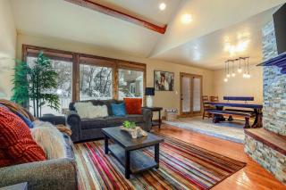 4 Bed 4 Bath Vacation home in Oaks at Wasatch - 8