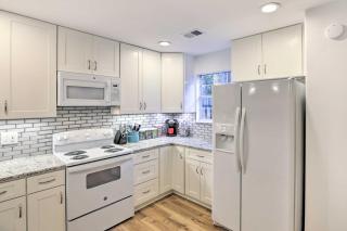 Sassy Tallahassee Home, 5 Mi to Downtown! - Tallahassee - 1